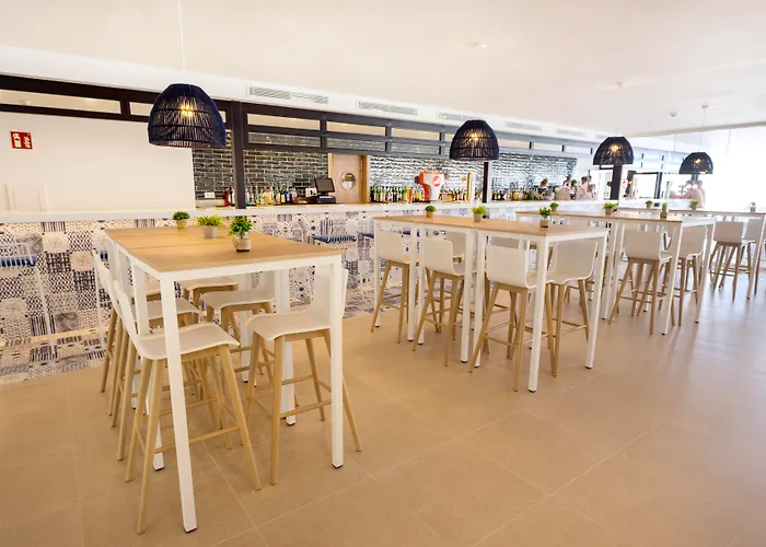 Parque Nereida Suites Hotel